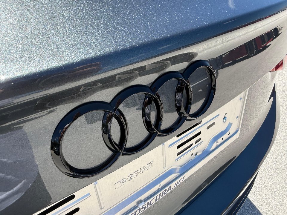Audi Q3 35 SPB 2.0 TDI 150CV S TRONIC IDENTITY BLACK KM0 Diesel