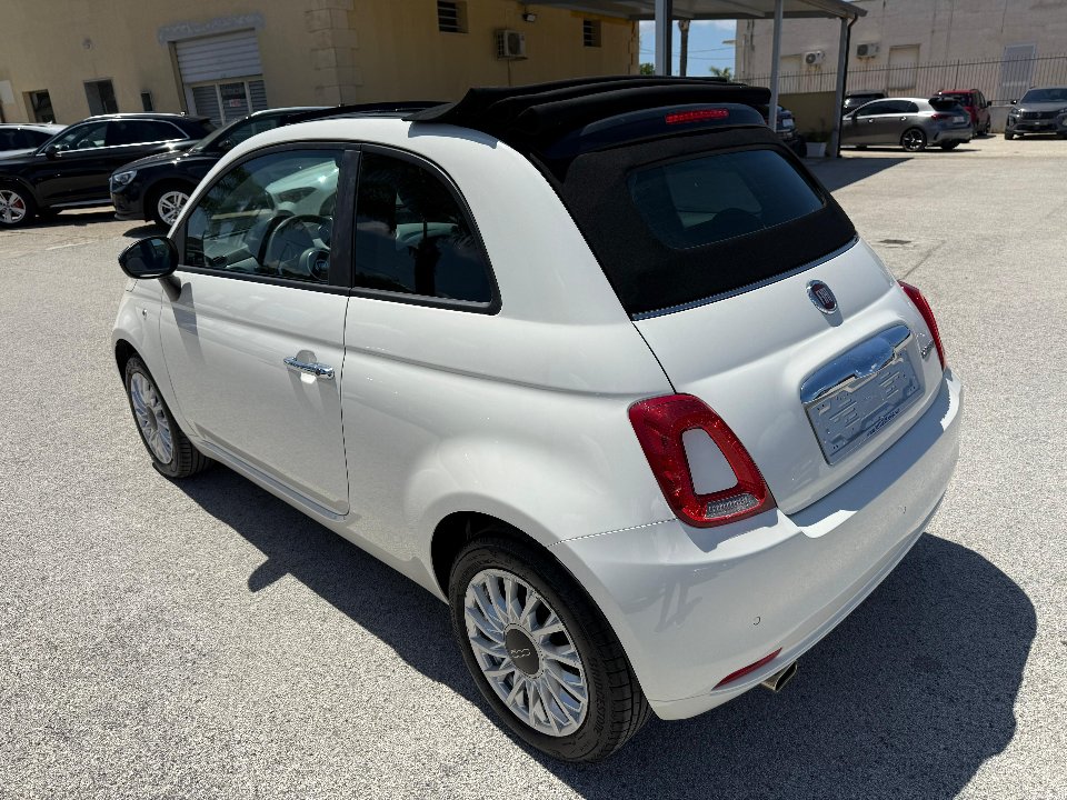 Fiat 500C NEW 1.0 HYBRID DOLCEVITA 70 CV Elettrica / Benzina