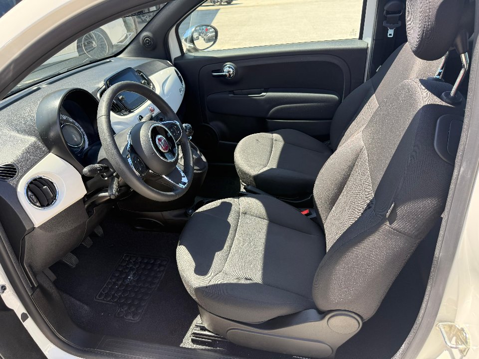 Fiat 500C NEW 1.0 HYBRID DOLCEVITA 70 CV Elettrica / Benzina