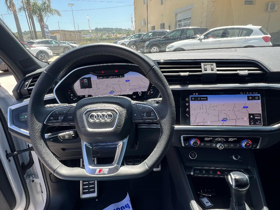 Audi Q3 35 SPB 2.0 TDI 150CV S TRONIC IDENTITY BLACK Diesel
