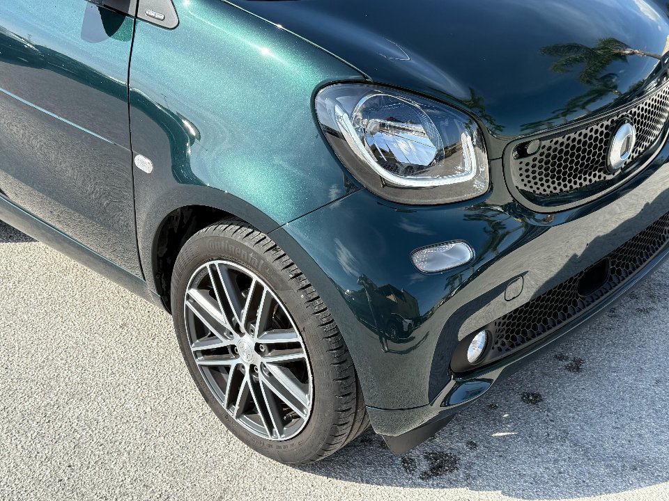 Smart Fortwo 0.9 TURBO 90 CV TWINAMIC BRITISCH GREEN Benzina