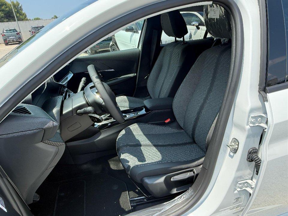 Peugeot 208 1.2 PURETECH 100 CV S&S ALLURE MY25 KM0 Benzina