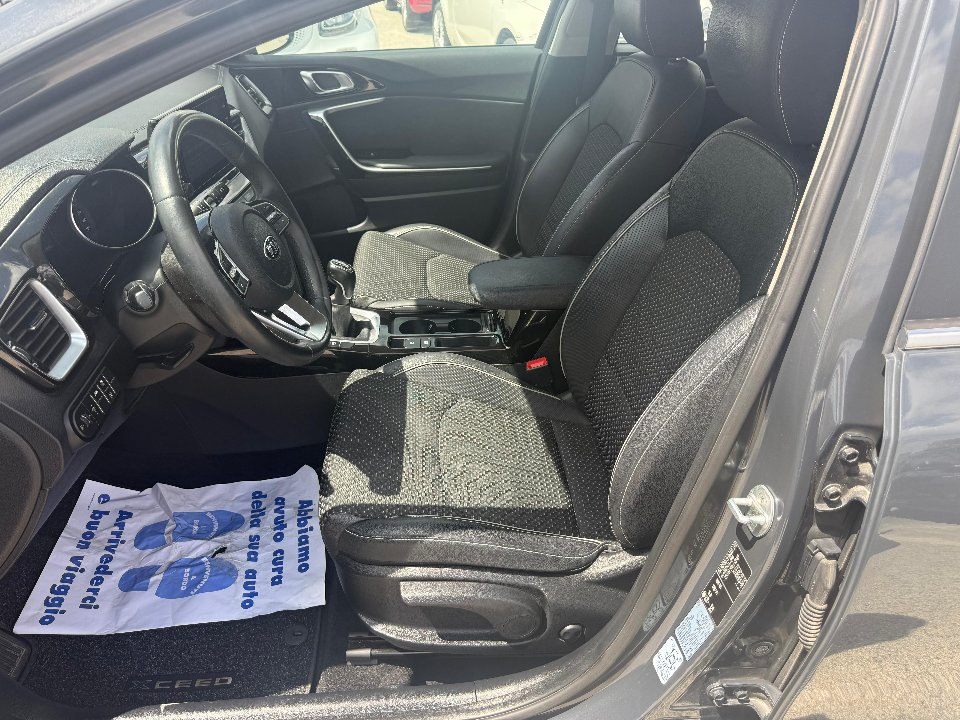 Kia XCeed 1.0 TGDi 120 CV STYLE Benzina