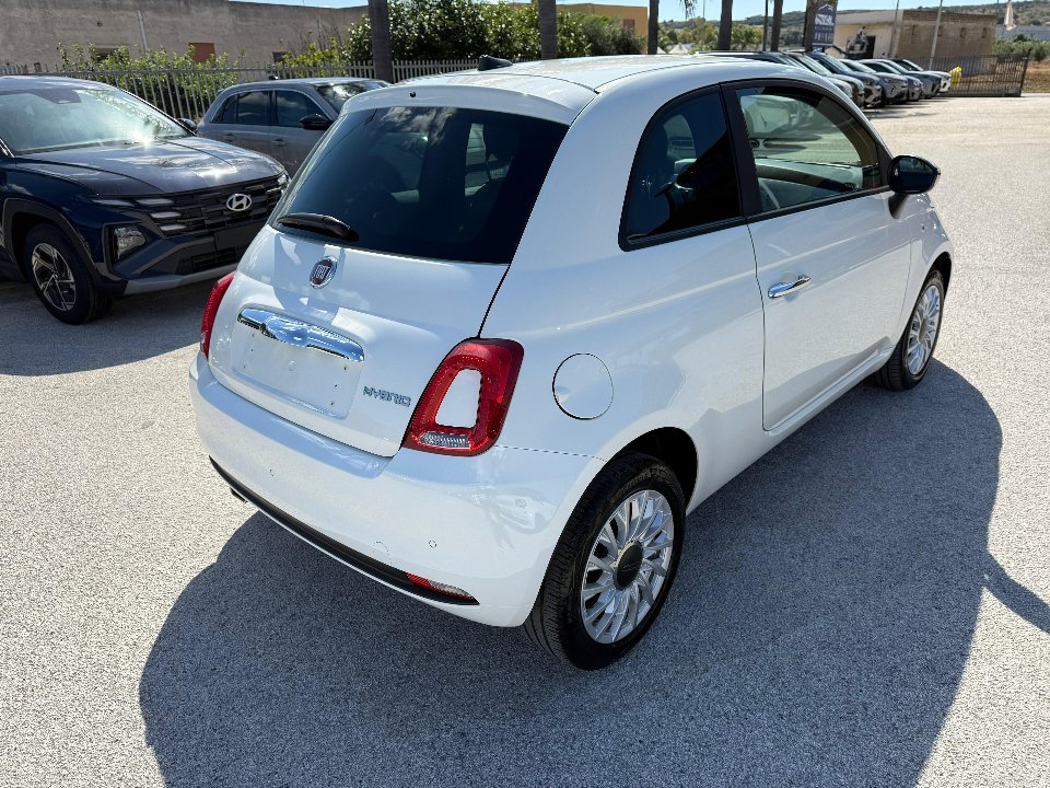 Fiat 500 NEW 1.0 HYBRID DOLCEVITA 70 CV MY23 Elettrica / Benzina