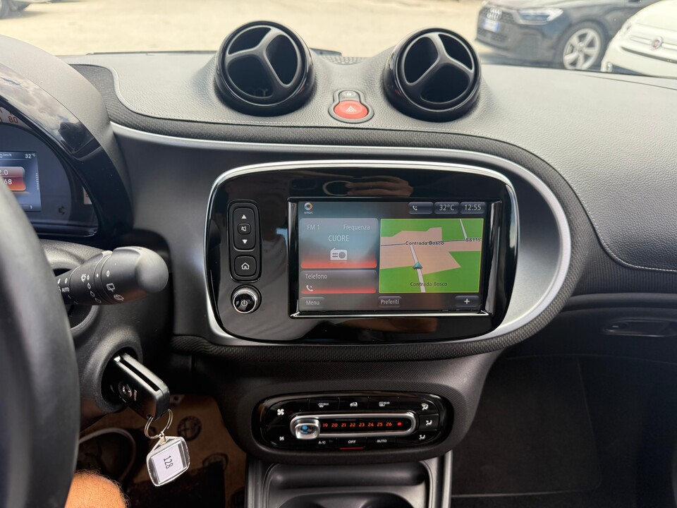 Smart Fortwo 0.9 TURBO 90 CV TWINAMIC PACK BRABUS STYLE Benzina