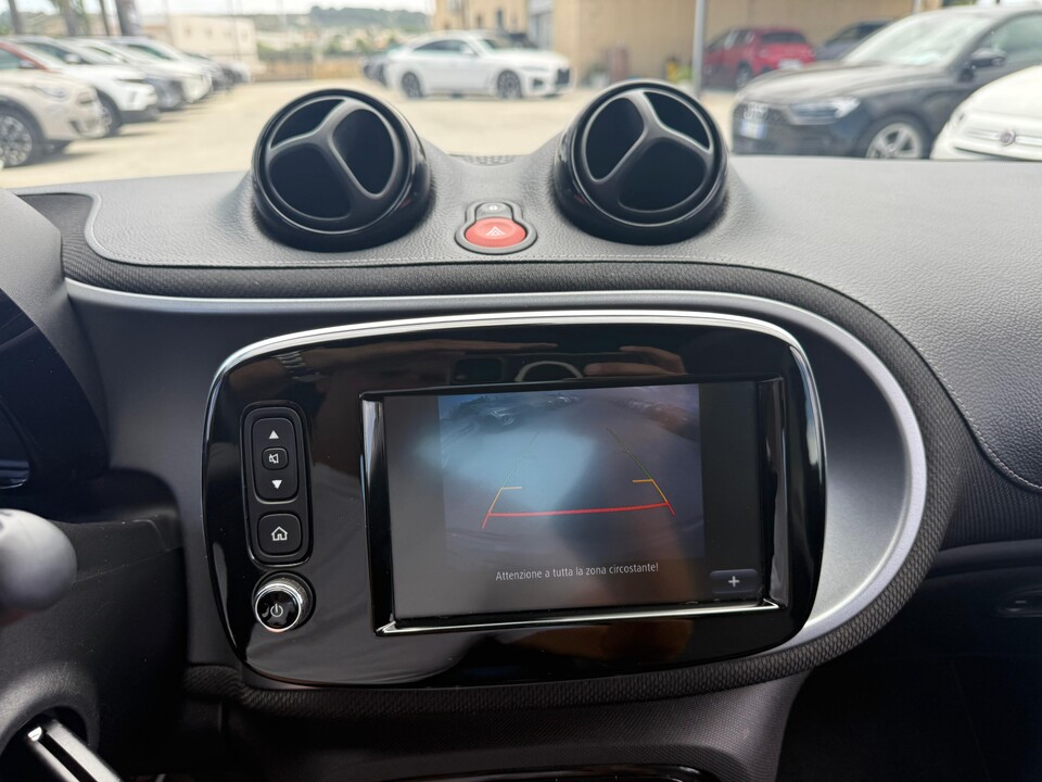 Smart Fortwo 0.9 TURBO 90 CV TWINAMIC PACK BRABUS STYLE Benzina