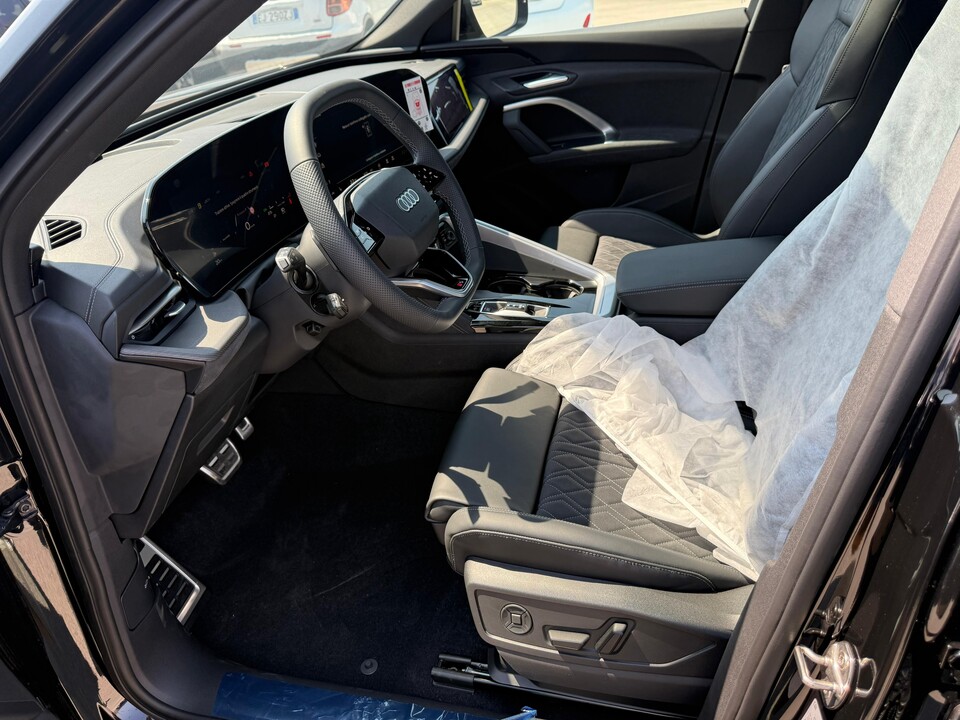 Audi Q5 40 TDI QUATTRO S TRONIC S LINE EDITION KM0 MY2025 Diesel