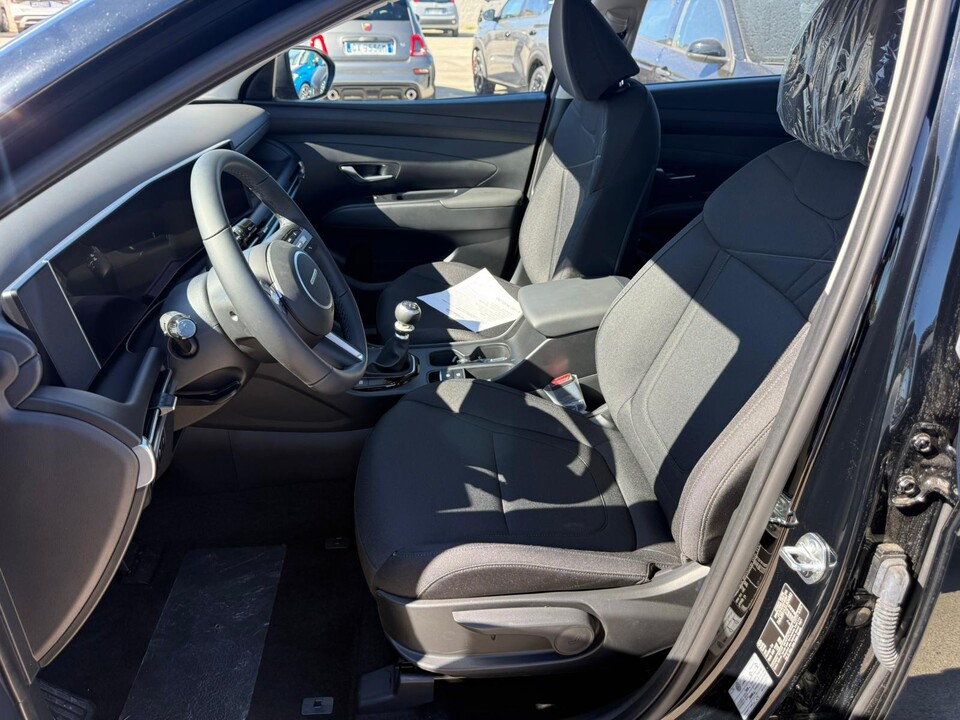 Hyundai Tucson 1.6 CRDi 115 CV 2WD XTECH KM0 MY25 Diesel