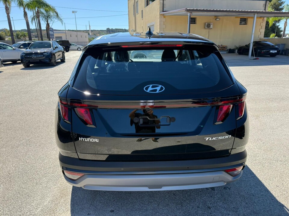 Hyundai Tucson 1.6 CRDi 115 CV 2WD XTECH KM0 MY25 Diesel