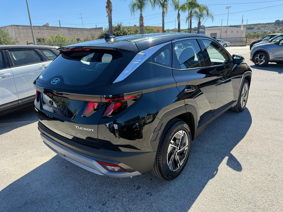 Hyundai Tucson 1.6 CRDi 115 CV 2WD XTECH KM0 MY25 Diesel