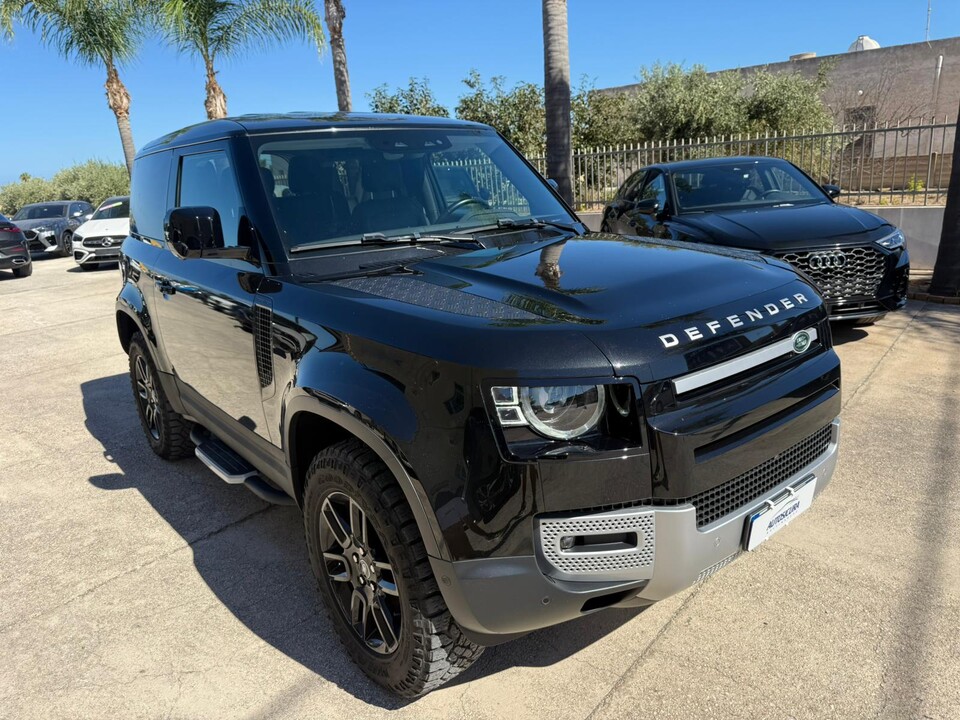 Land Rover Defender 90 3.0D l6 200 CV MHEV SE AUTO Diesel