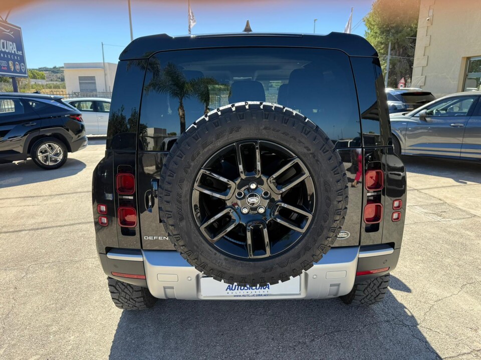 Land Rover Defender 90 3.0D l6 200 CV MHEV SE AUTO Diesel