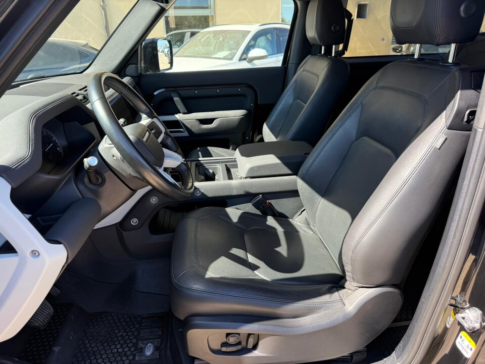 Land Rover Defender 90 3.0D l6 200 CV MHEV SE AUTO Diesel