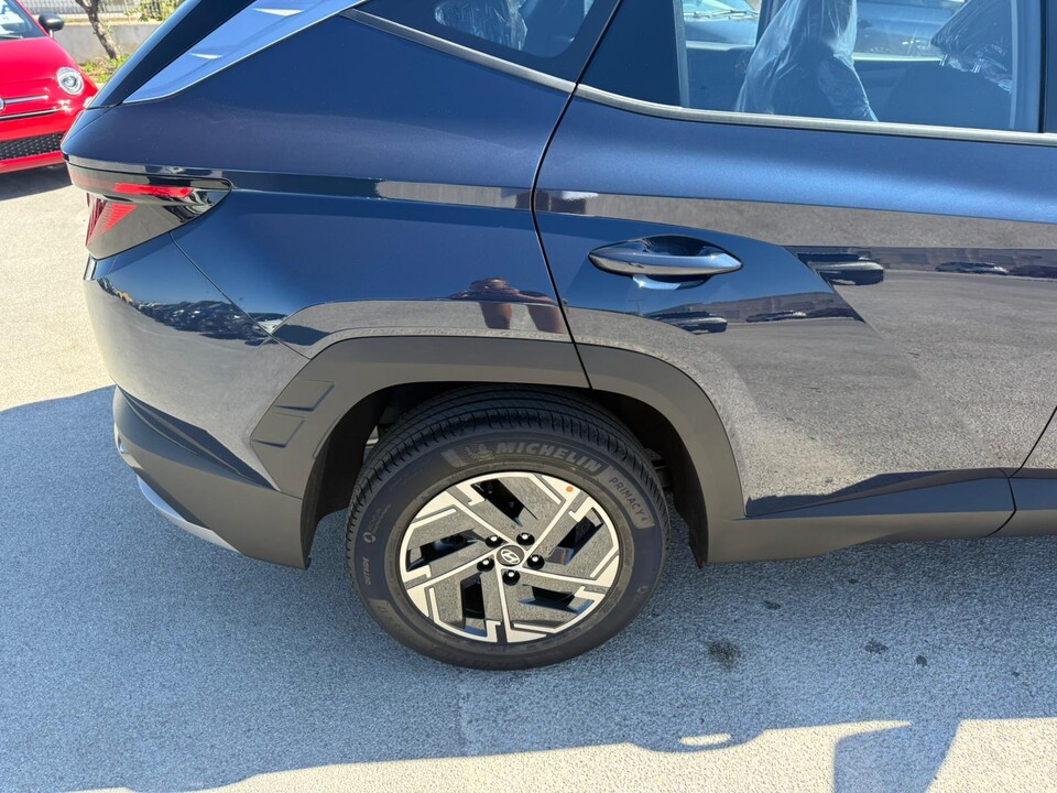 Hyundai Tucson 1.6 CRDi 115 CV 2WD XTECH KM0 MY25 Diesel