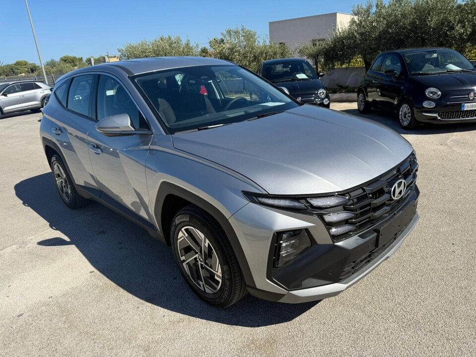 Hyundai Tucson 1.6 CRDi 115 CV 2WD XTECH KM0 MY25 Diesel
