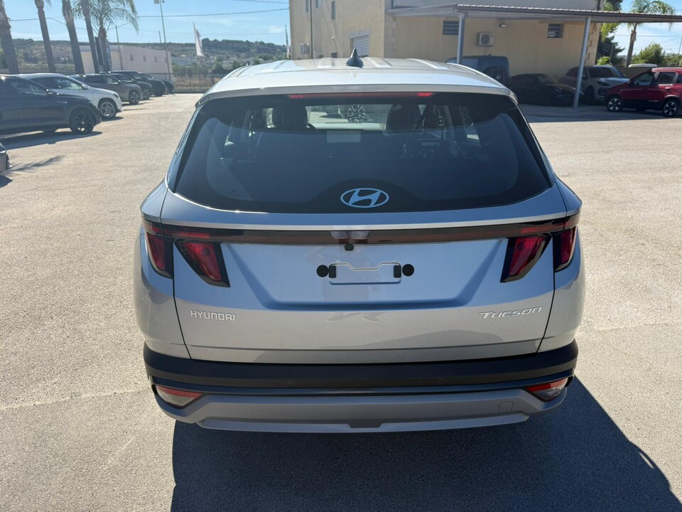 Hyundai Tucson 1.6 CRDi 115 CV 2WD XTECH KM0 MY25 Diesel