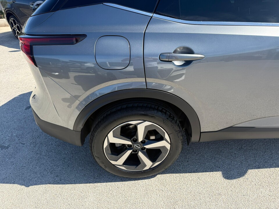 Nissan Qashqai 1.3 DIG-T MHEV 158 CV X-TRONIC N-CONNECTA Elettrica / Benzina