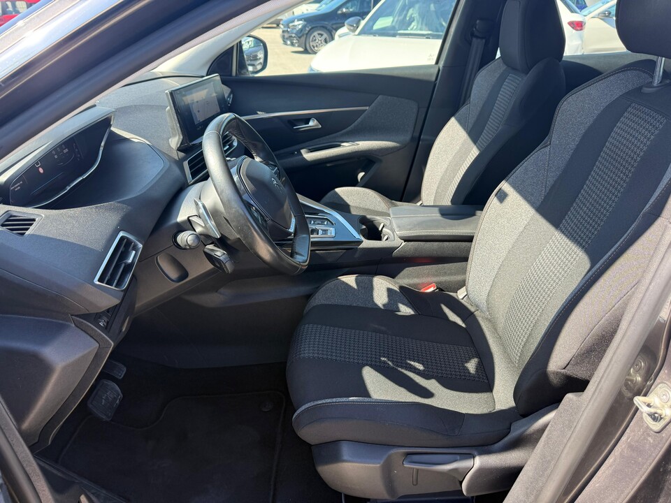 Peugeot 3008 1.5 BlueHDi 130 CV EAT8 ACTIVE Diesel