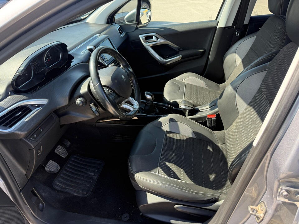 Peugeot 2008 1.5 Bluehdi Allure S&S 100 CV Diesel