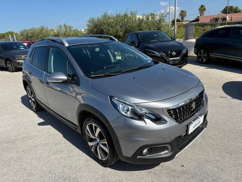 Peugeot 2008 1.5 Bluehdi Allure S&S 100 CV Diesel