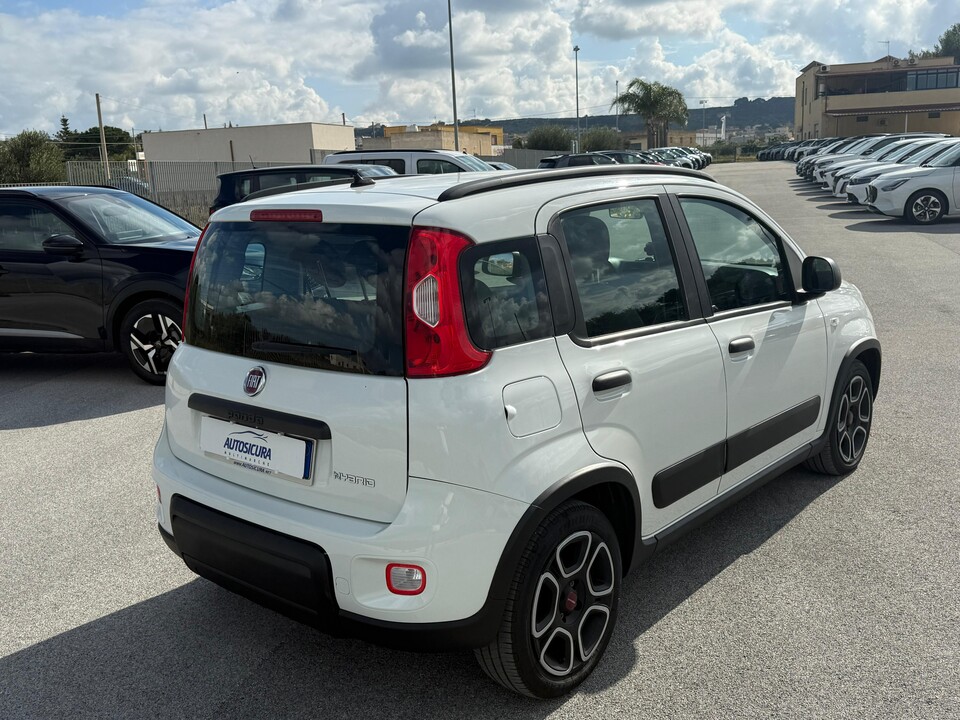 Fiat New Panda 1.0 HYBRID S&S 70 CV CITY LIFE Elettrica / Benzina