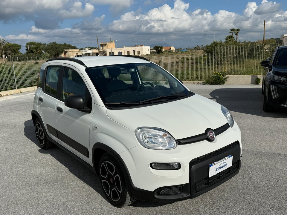 Fiat New Panda 1.0 HYBRID S&S 70 CV CITY LIFE Elettrica / Benzina