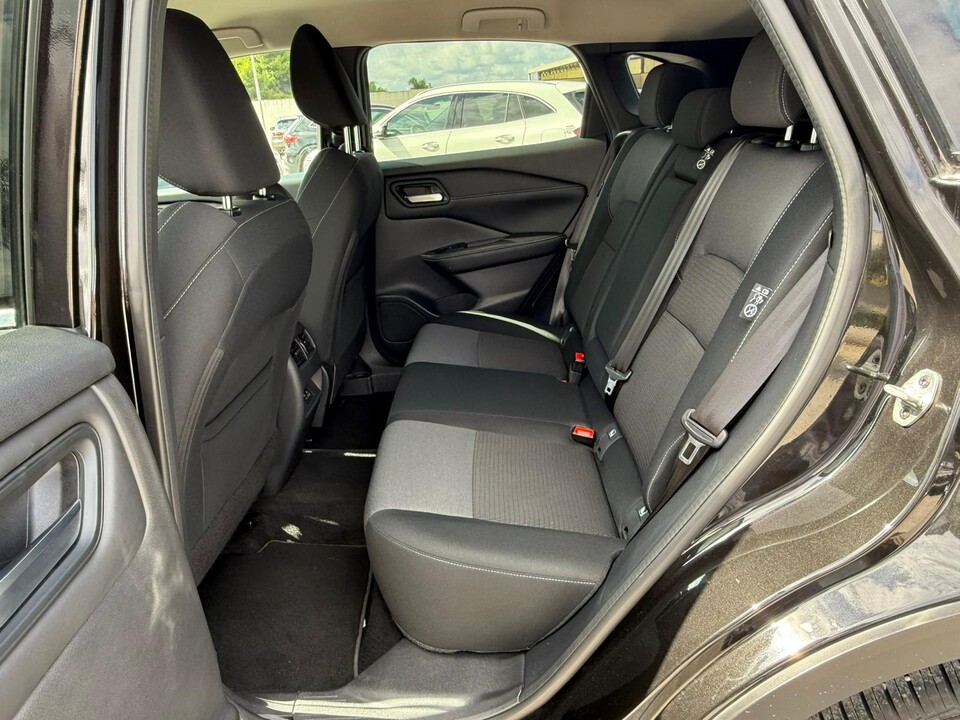 Nissan Qashqai 1.3 DIG-T MHEV 158 CV X-TRONIC N-CONNECTA Elettrica / Benzina