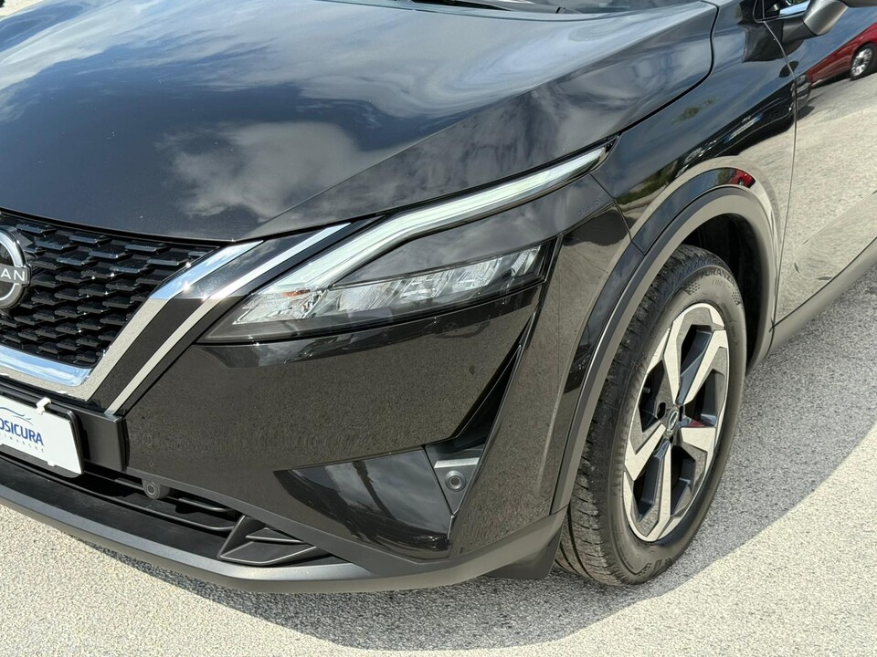 Nissan Qashqai 1.3 DIG-T MHEV 158 CV X-TRONIC N-CONNECTA Elettrica / Benzina