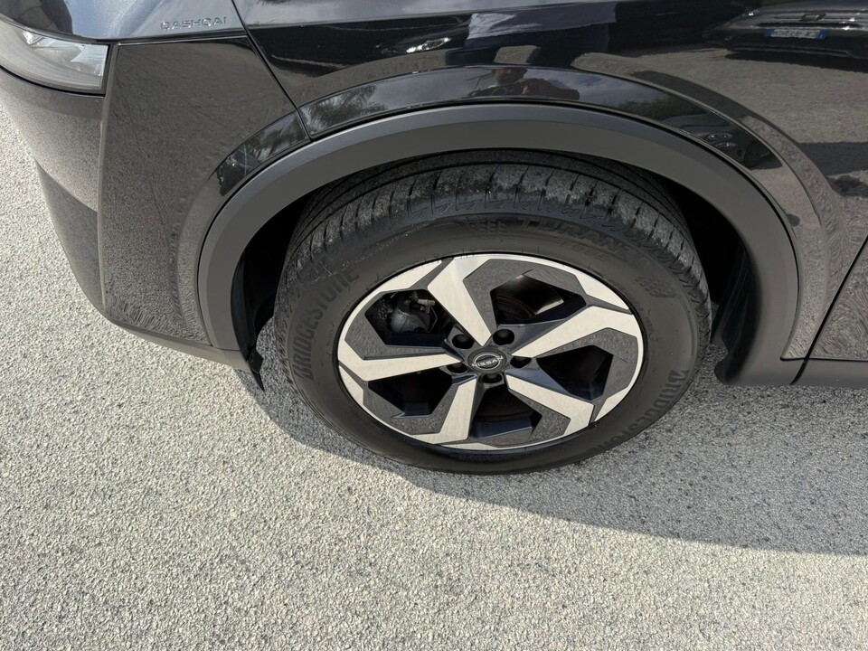 Nissan Qashqai 1.3 DIG-T MHEV 158 CV X-TRONIC N-CONNECTA Elettrica / Benzina
