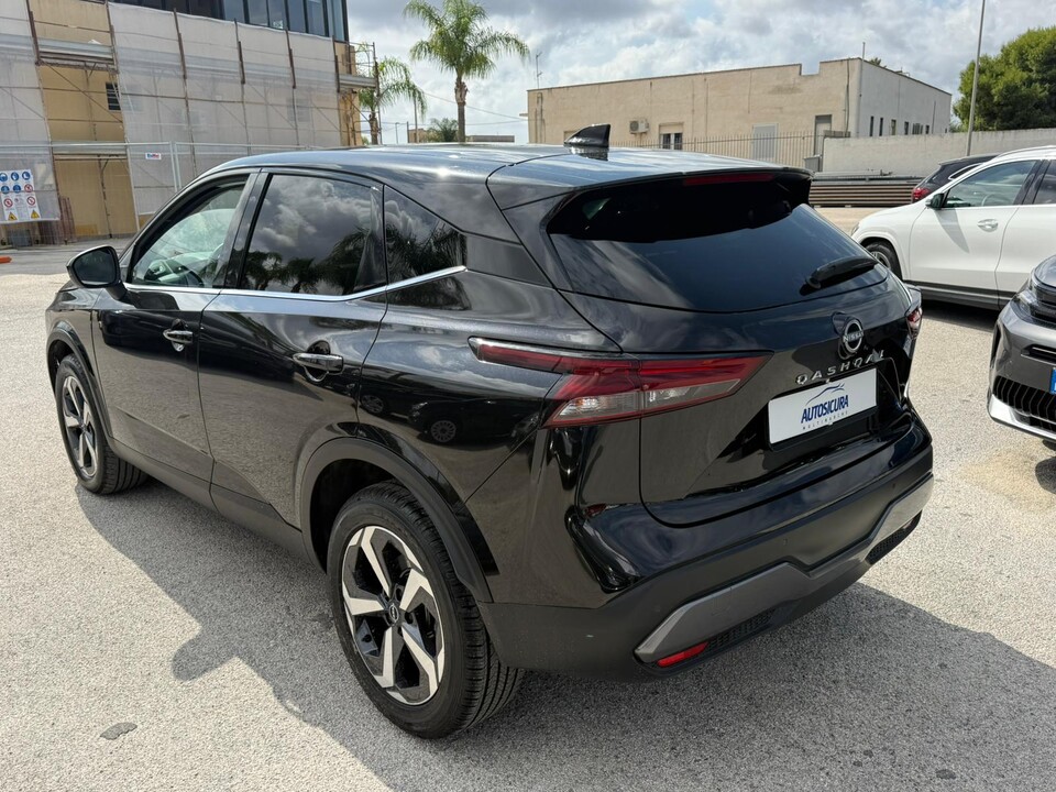 Nissan Qashqai 1.3 DIG-T MHEV 158 CV X-TRONIC N-CONNECTA Elettrica / Benzina