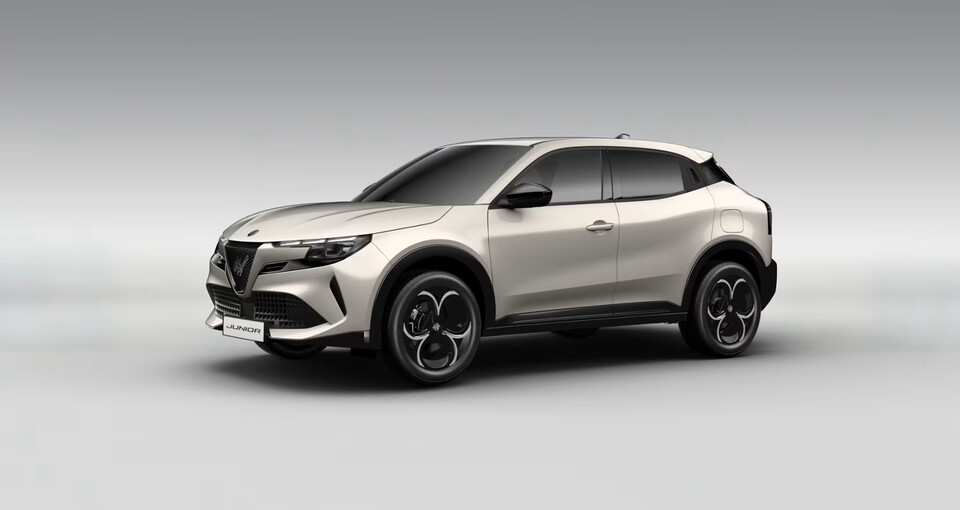 Alfa Romeo Junior 1.2 HYBRID 145CV EDCT6 SPECIALE MY25 Elettrica / Benzina