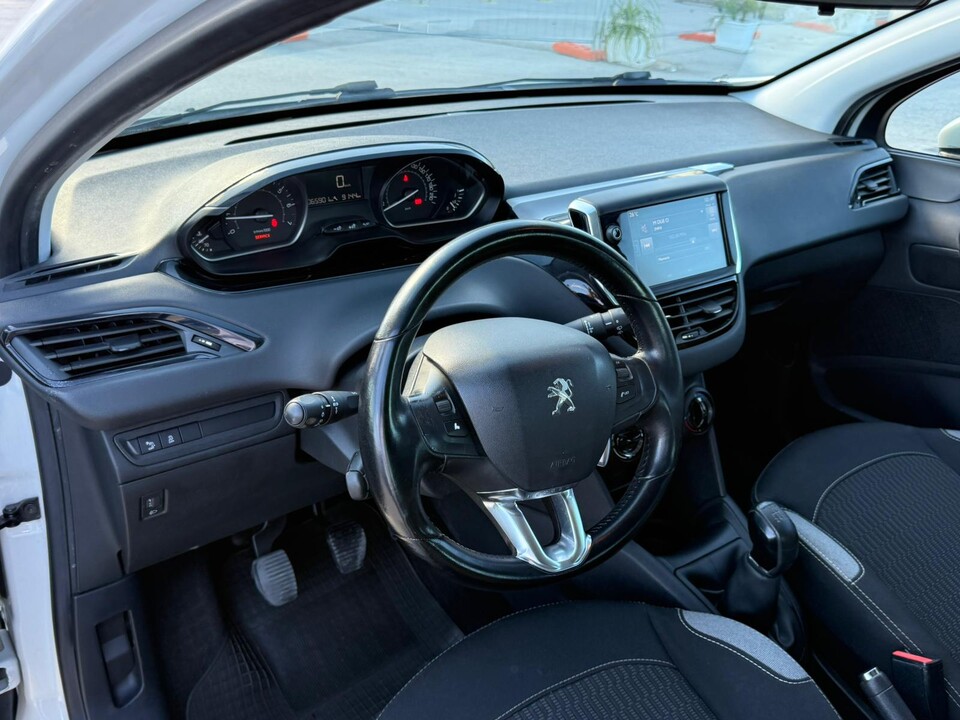 Peugeot 208 1.2 PURETECH 83 CV S&S ALLURE Benzina