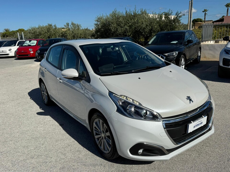 Peugeot 208 1.2 PURETECH 83 CV S&S ALLURE Benzina
