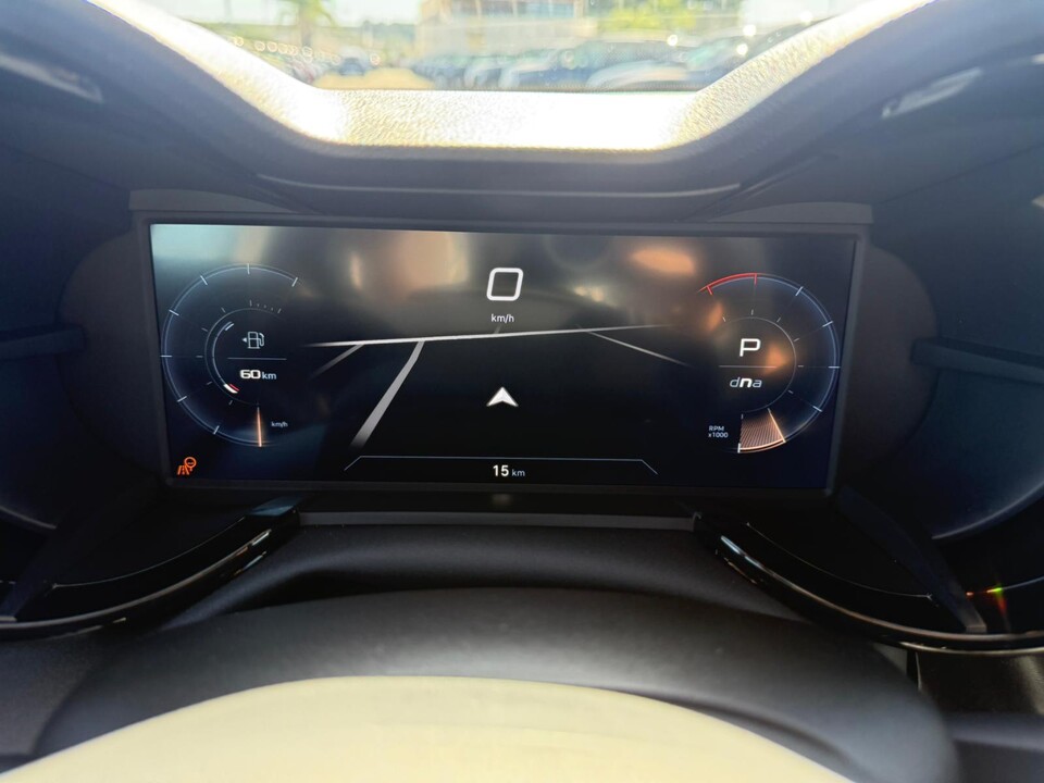 Alfa Romeo Junior 1.2 HYBRID 145CV EDCT6 SPECIALE MY25 Elettrica / Benzina