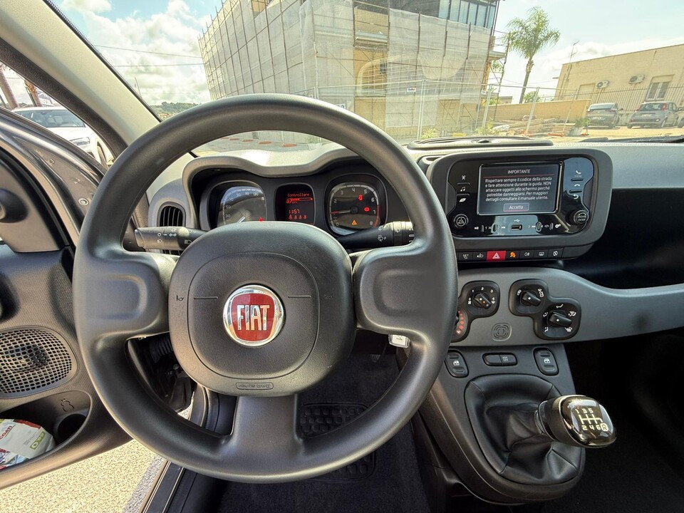 Fiat New Panda 1.0 HYBRID S&S 70 CV CITY LIFE Elettrica / Benzina
