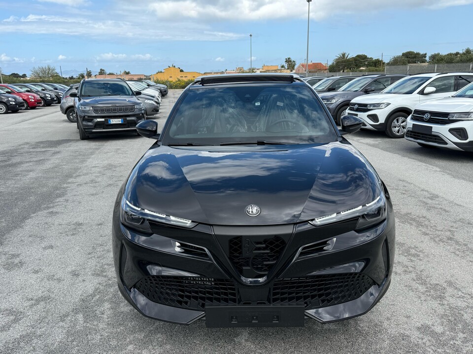 Alfa Romeo Junior 1.2 HYBRID 145 CV EDCT6 SPECIALE MY25 + TETTO Elettrica / Benzina