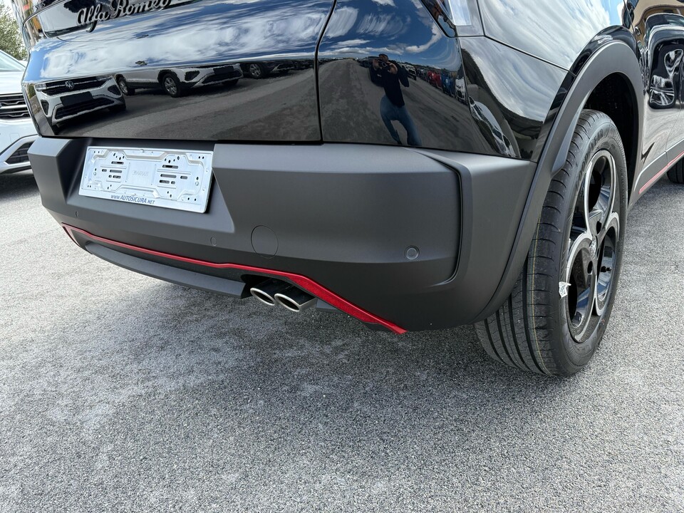 Alfa Romeo Junior 1.2 HYBRID 145 CV EDCT6 SPECIALE MY25 + TETTO Elettrica / Benzina