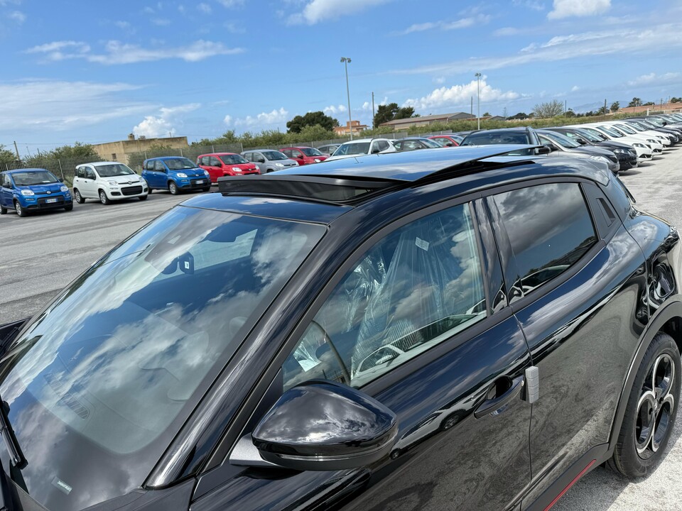 Alfa Romeo Junior 1.2 HYBRID 145 CV EDCT6 SPECIALE MY25 + TETTO Elettrica / Benzina