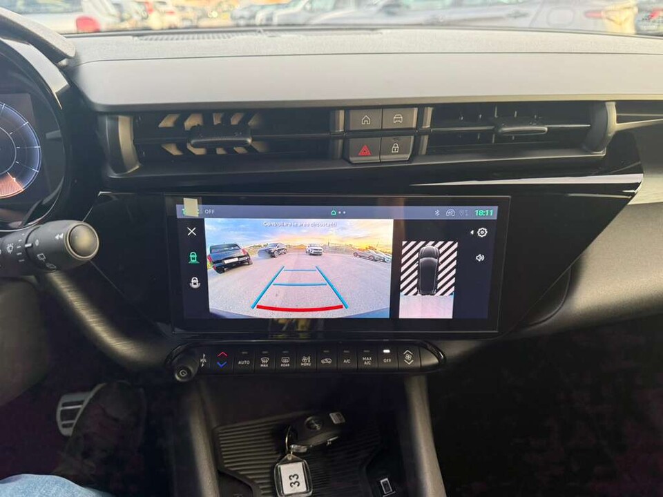 Alfa Romeo Junior 1.2 HYBRID 145 CV EDCT6 SPECIALE MY25 B-COLOR Elettrica / Benzina