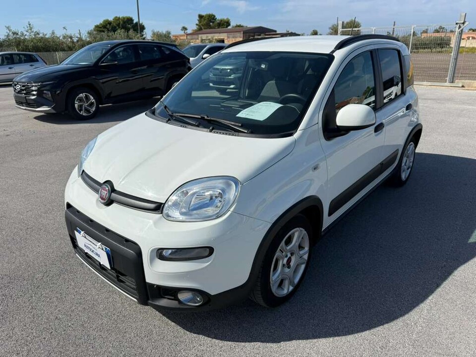 Fiat New Panda 1.0 HYBRID S&S 70 CV CITY LIFE Elettrica / Benzina