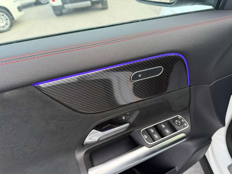 Mercedes-Benz GLA 200 d 150 CV AMG LINE NIGHT EDITION PREMIUM AUTOMATIC Diesel