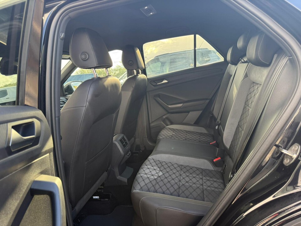 Volkswagen T-Roc 1.0 TSI 110 CV R LINE Benzina