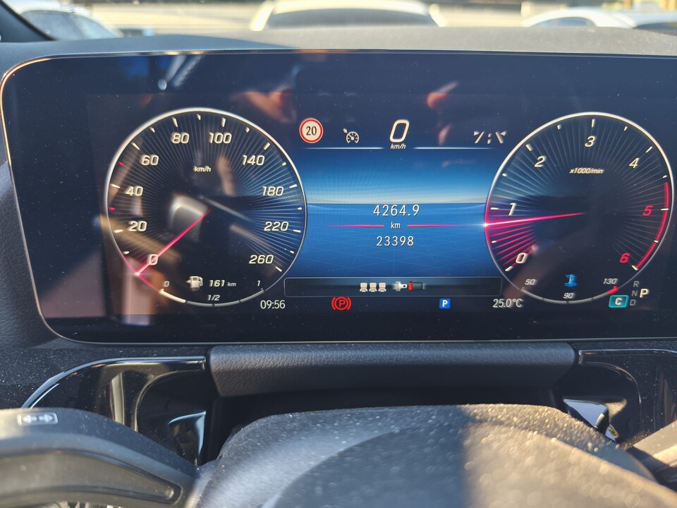 Mercedes-Benz GLA 200 d 150 CV AMG LINE NIGHT EDITION AUTOMATIC +TETTO Diesel