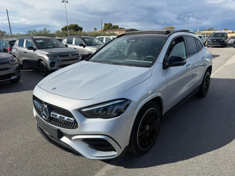 Mercedes-Benz GLA 200 d 150 CV AMG LINE NIGHT EDITION AUTOMATIC +TETTO Diesel