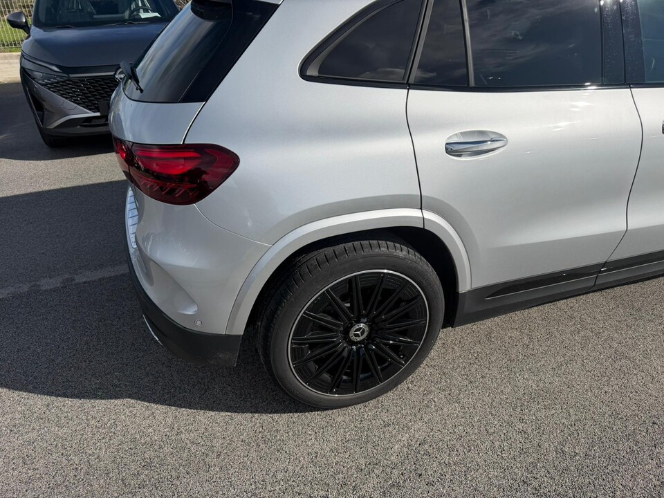 Mercedes-Benz GLA 200 d 150 CV AMG LINE NIGHT EDITION AUTOMATIC +TETTO Diesel