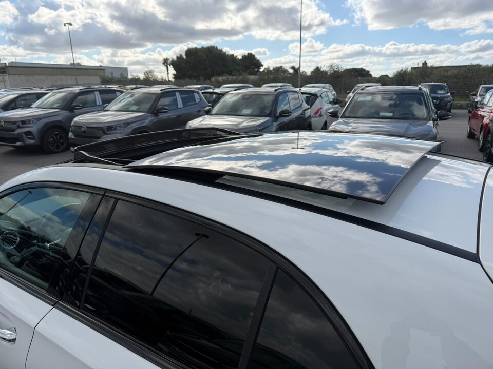 Mercedes-Benz A 180 136 CV AMG LINE NIGHT EDITION  AUTOMATIC + TETTO Benzina