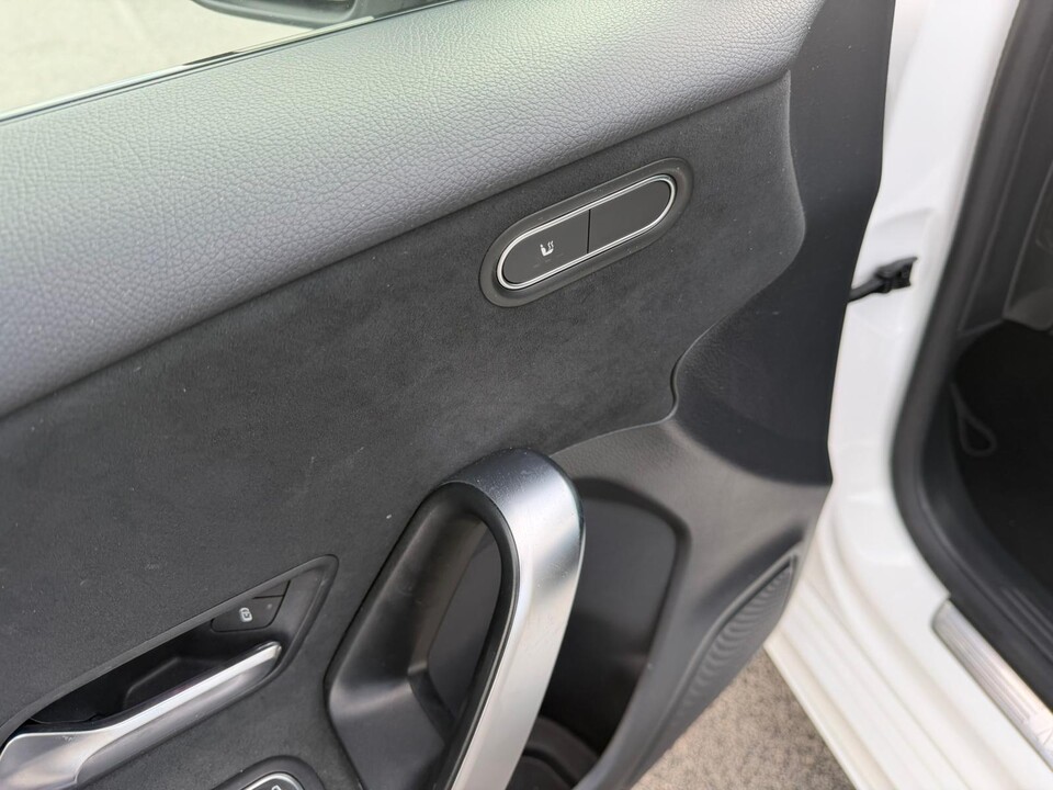 Mercedes-Benz A 180 136 CV AMG LINE NIGHT EDITION  AUTOMATIC + TETTO Benzina