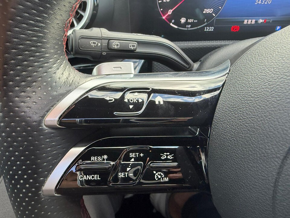 Mercedes-Benz A 180 136 CV AMG LINE NIGHT EDITION  AUTOMATIC + TETTO Benzina