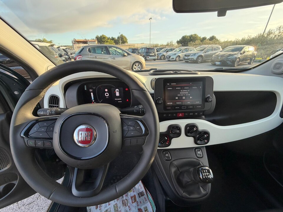 Fiat New Panda PANDINA 1.0 HYBRID S&S 70 CV CROSS MY25 Elettrica / Benzina