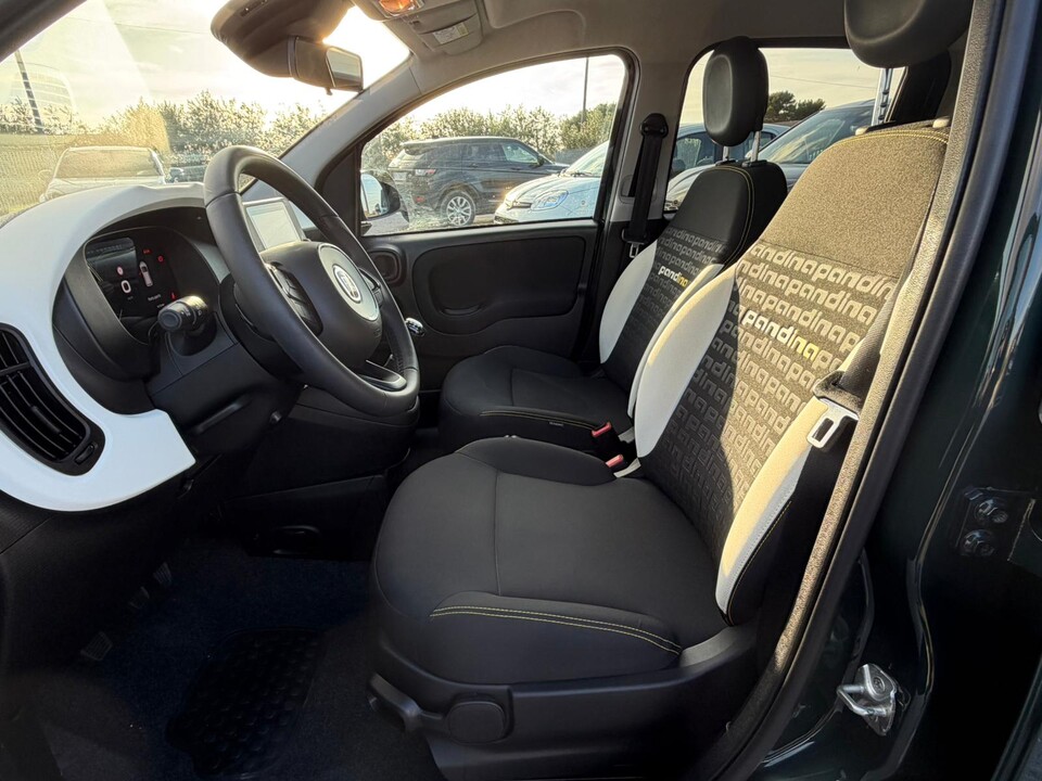 Fiat New Panda PANDINA 1.0 HYBRID S&S 70 CV CROSS MY25 Elettrica / Benzina